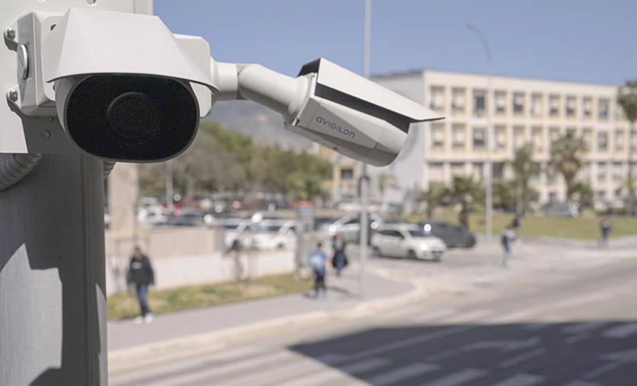 University of Palermo strengthens campus safety with Motorola Solutions